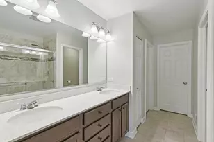 3539 Elsie Ln, Hoffman Estates, IL 60192 - Photo 19