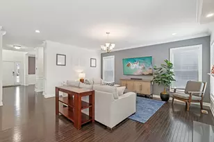 3539 Elsie Ln, Hoffman Estates, IL 60192 - Photo 3