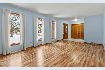 8545 Candlelight Drive, Willow Springs, IL 60480 - Photo 3