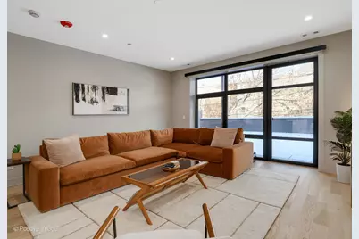 1335 N Western Avenue #202, Chicago, IL 60622 - Photo 3