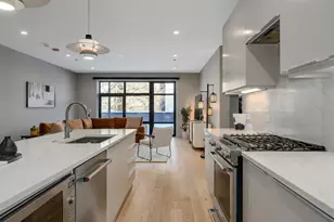 1335 N Western Ave, Chicago, IL 60622 - Photo 11