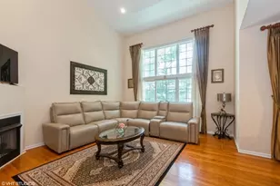 152 Orchards Pass, Bartlett, IL 60103 - Photo 3