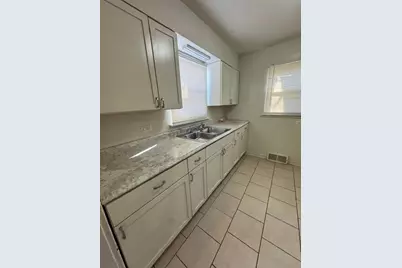 16802 Bulger Avenue, Hazel Crest, IL 60429 - Photo 7