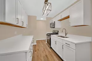 1113 Gael Dr, Joliet, IL 60435 - Photo 7