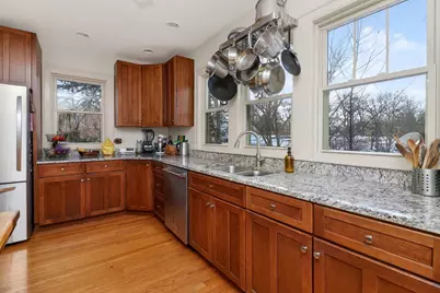 4640 Lee Avenue, Downers Grove, IL 60515 - Photo 7