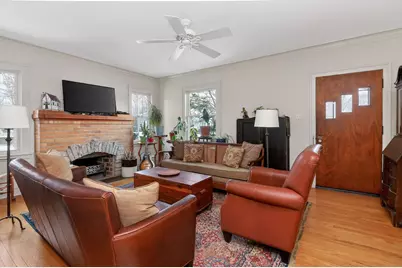 4640 Lee Avenue, Downers Grove, IL 60515 - Photo 9