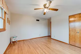 1724 Lincoln Ave, Crest Hill, IL 60403 - Photo 17