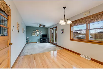 1724 Lincoln Avenue, Crest Hill, IL 60403 - Photo 9