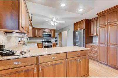 1724 Lincoln Avenue, Crest Hill, IL 60403 - Photo 7