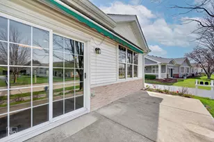 16501 Buckner Pond Wy, Crest Hill, IL 60403 - Photo 3