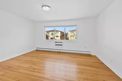 9606 Golf Terrace Road, Des Plaines, IL 60016 - Photo 3