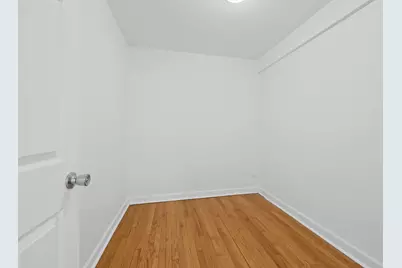 9606 Golf Terrace Road, Des Plaines, IL 60016 - Photo 5