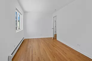 9606 Golf Terrace Rd, Des Plaines, IL 60016 - Photo 7