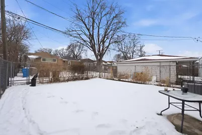 8818 S Merrill Avenue, Chicago, IL 60617 - Photo 21