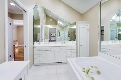 11 Wellington Court, Lincolnshire, IL 60069 - Photo 17