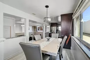 7702 W 66th St, Bedford Park, IL 60501 - Photo 7