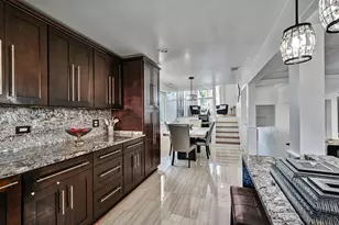 7702 W 66th St, Bedford Park, IL 60501 - Photo 11