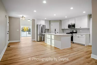 902 Lange Avenue, Beecher, IL 60401 - Photo 11