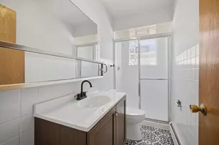 8645 W Summerdale Ave, Chicago, IL 60656 - Photo 9