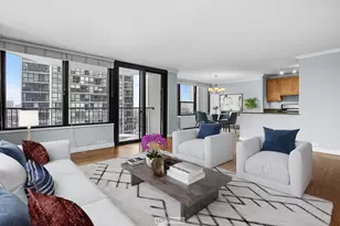 1560 N Sandburg Terrace, Chicago, IL 60610 - Photo 7