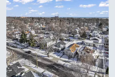 819 N Ash Street, Waukegan, IL 60085 - Photo 29