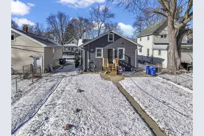 819 N Ash Street, Waukegan, IL 60085 - Photo 25