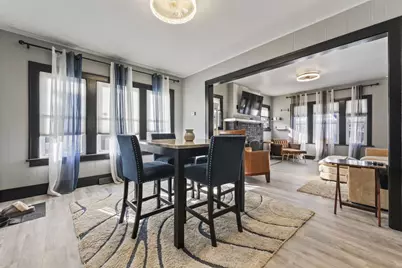 819 N Ash Street, Waukegan, IL 60085 - Photo 9