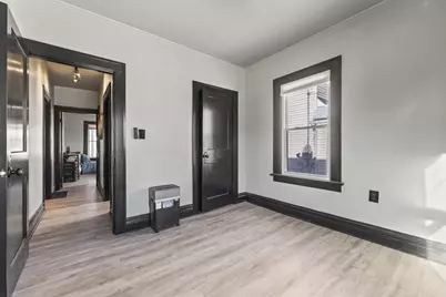 819 N Ash Street, Waukegan, IL 60085 - Photo 17