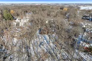 325 Rochester Rd, Poplar Grove, IL 61065 - Photo 5