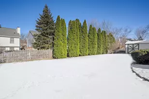 306 Carrie Ct, North Aurora, IL 60542 - Photo 25