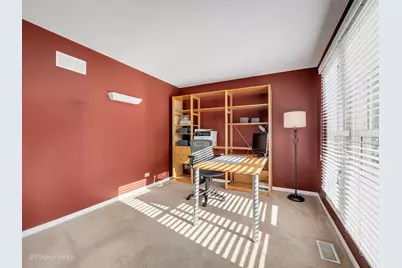 306 Carrie Court, North Aurora, IL 60542 - Photo 3