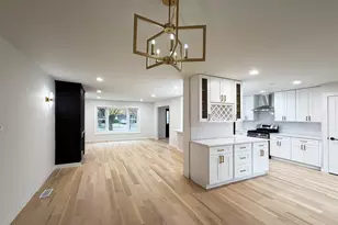 1703 N Burning Bush Ln, Mount Prospect, IL 60056 - Photo 15