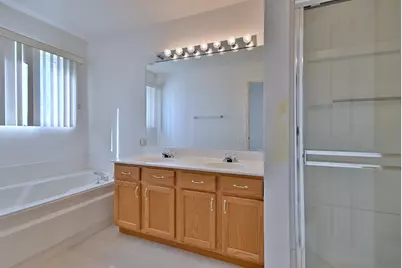 1202 Delta Drive, Elgin, IL 60123 - Photo 17