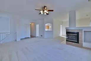 1202 Delta Dr, Elgin, IL 60123 - Photo 11