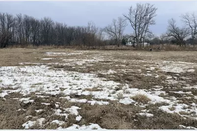 3 Crossing Court, Peru, IL 61354 - Photo 3