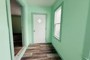 121 N West St, Gibson City, IL 60936 - Photo 9