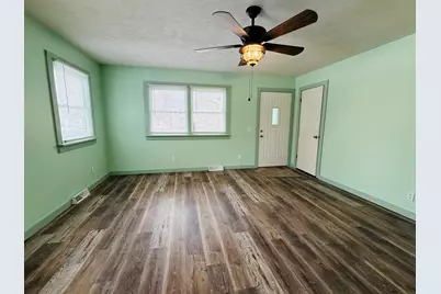 121 N West Street, Gibson City, IL 60936 - Photo 7