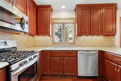 425 Cambridge Avenue, Elburn, IL 60119 - Photo 5