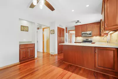 425 Cambridge Avenue, Elburn, IL 60119 - Photo 9