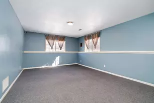 119 Liverpool Dr SE, Poplar Grove, IL 61065 - Photo 29