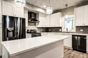 10030 Moody Ave, Oak Lawn, IL 60453 - Photo 3