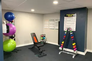 1198 Royal Glen Dr, Glen Ellyn, IL 60137 - Photo 19