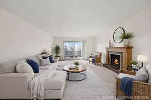 1198 Royal Glen Dr, Glen Ellyn, IL 60137 - Photo 3