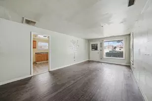 129 49th Ave, Bellwood, IL 60104 - Photo 7