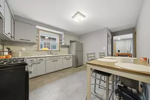 4449 S Kedvale Ave, Chicago, IL 60632 - Photo 5