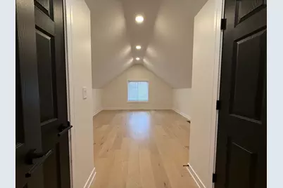 1641 S 57th Avenue, Cicero, IL 60804 - Photo 27