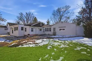 128 S Channel Dr, Round Lake Beach, IL 60073 - Photo 21