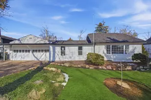 128 S Channel Dr, Round Lake Beach, IL 60073 - Photo 1