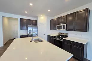 458 Hathaway Ln, Oswego, IL 60543 - Photo 7