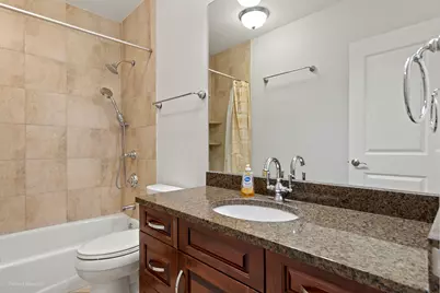 3200 N Lake Shore Drive #307, Chicago, IL 60657 - Photo 19